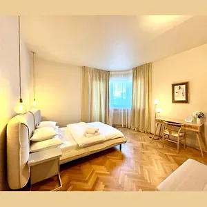  Privatunterkunft Center Unirii Square Private With View - Shared Amenities
